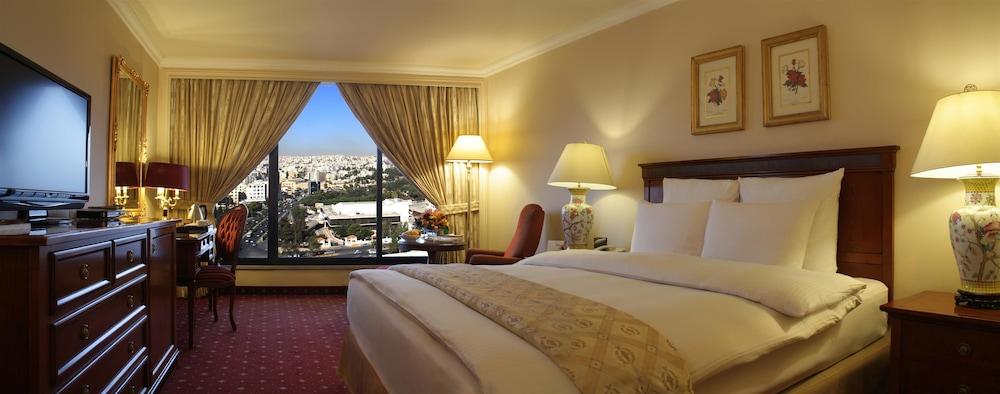 Regency Palace Amman Hotel Exterior photo